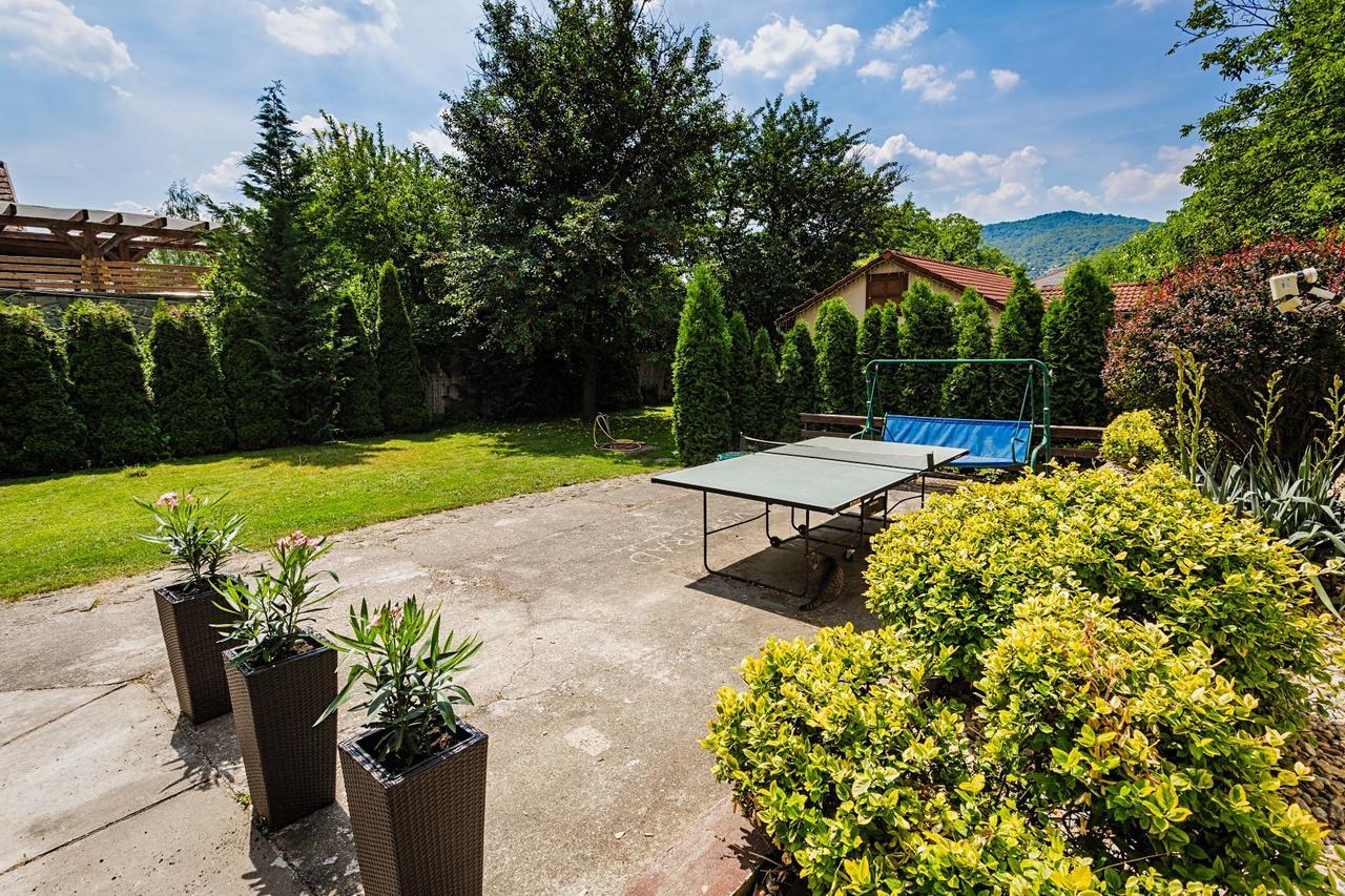 Visegrád Vendégház-Apartman Habitación foto